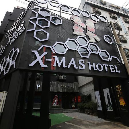 X-Mas Hotel Daejeon Buitenkant foto