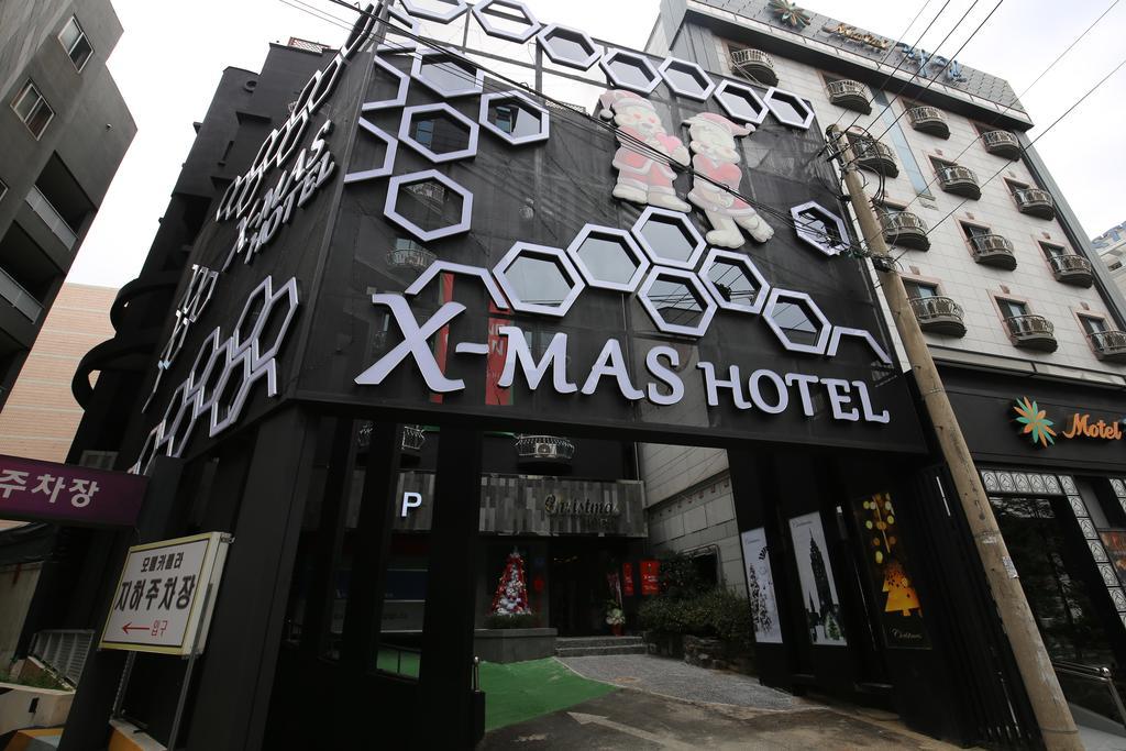 X-Mas Hotel Daejeon Buitenkant foto